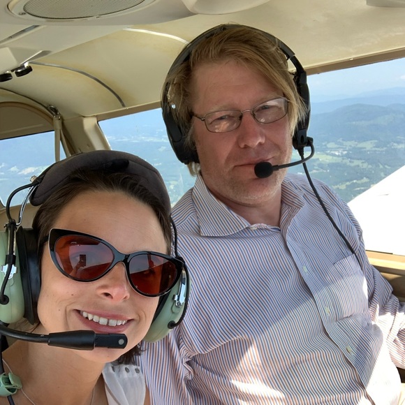 Meet your Posher, Jenna - Picture 2 of 2